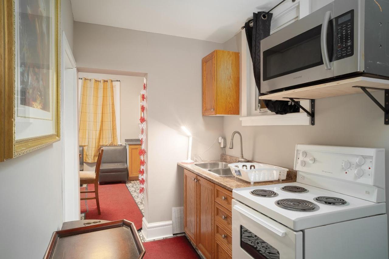 Room #2 Downtown أوتاوا المظهر الخارجي الصورة